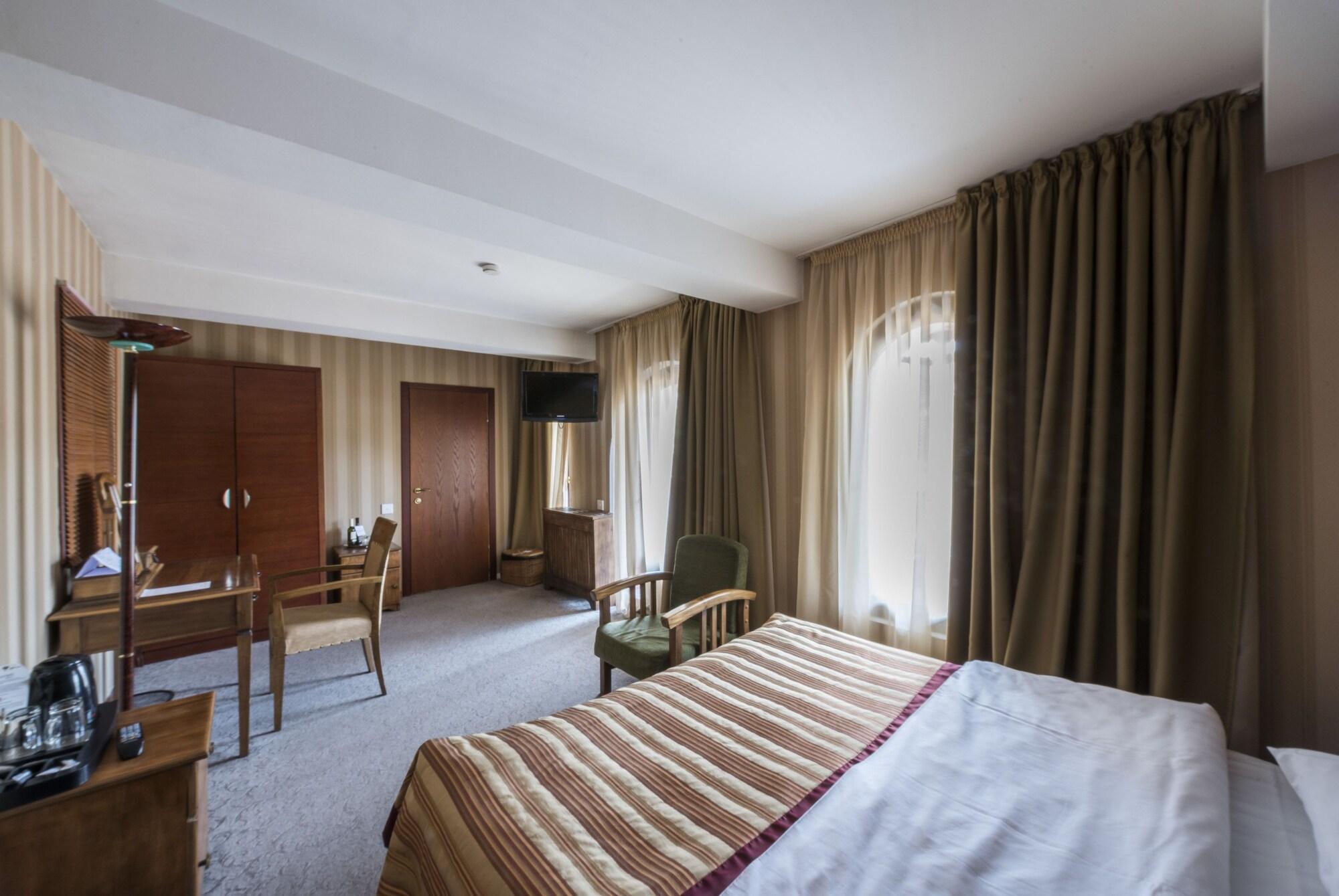 Hotel Kopala Tbilisi Bagian luar foto