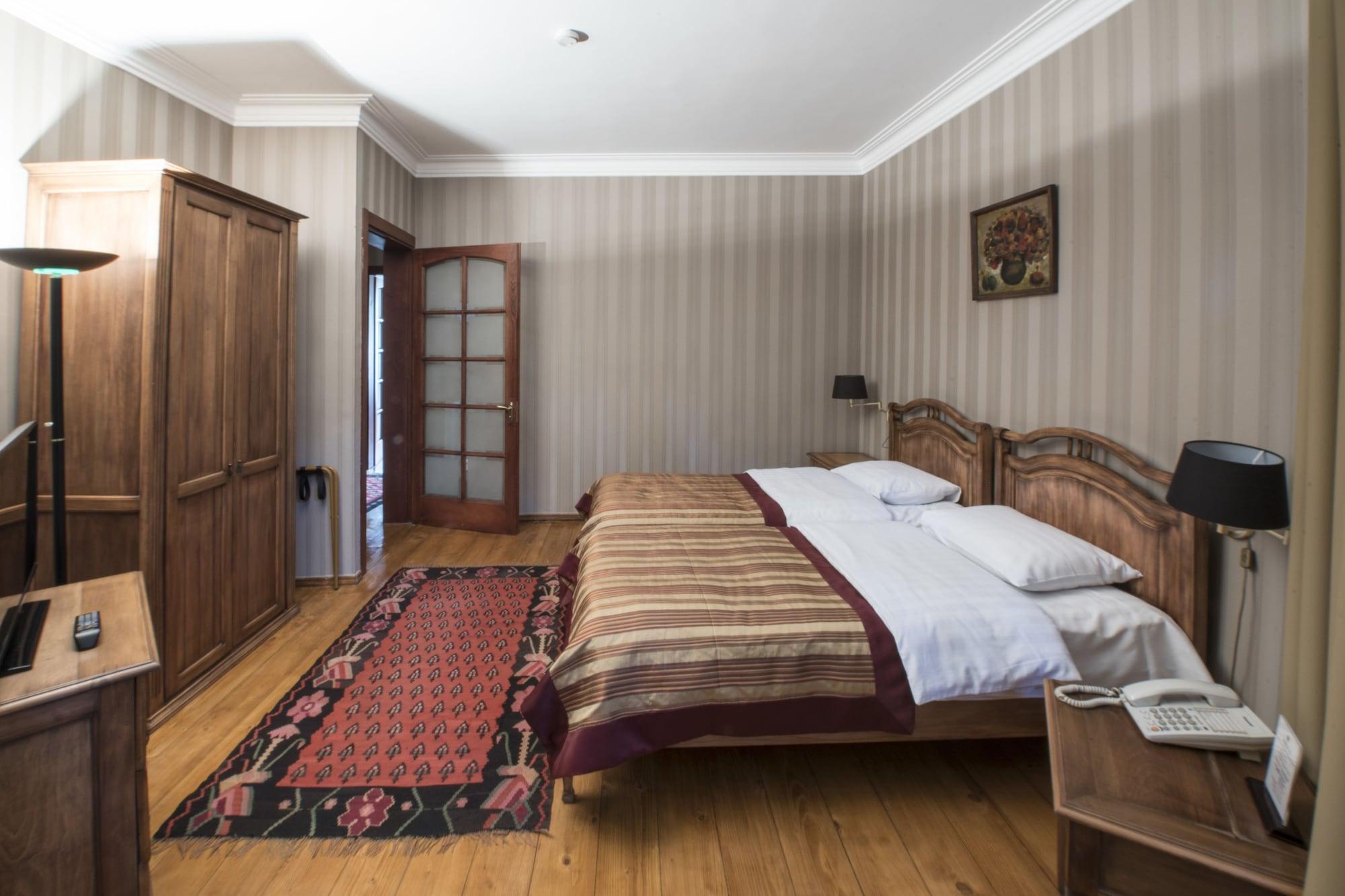 Hotel Kopala Tbilisi Bagian luar foto